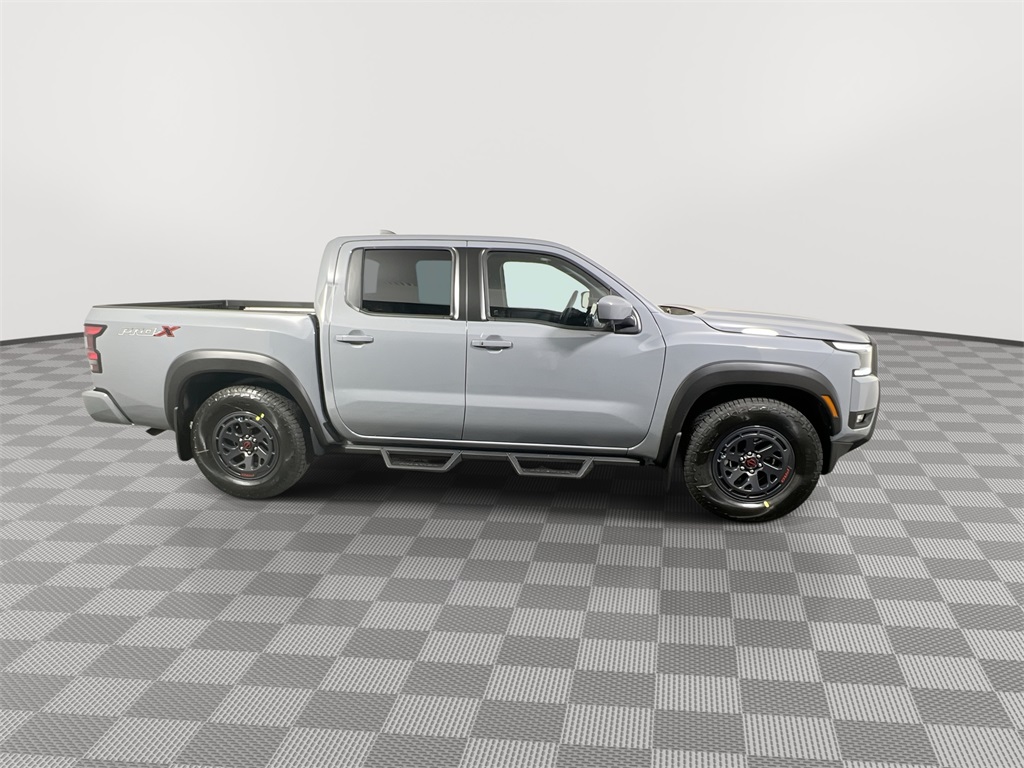 2026 Nissan Frontier PRO-X photo 9