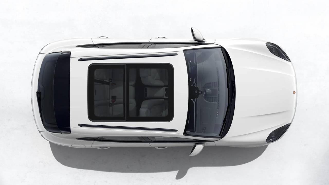 2026 Porsche Macan T photo 5