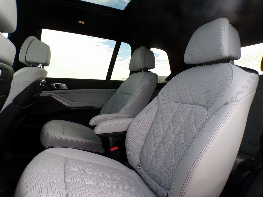 2023 Bmw X7 xDrive40i photo 8