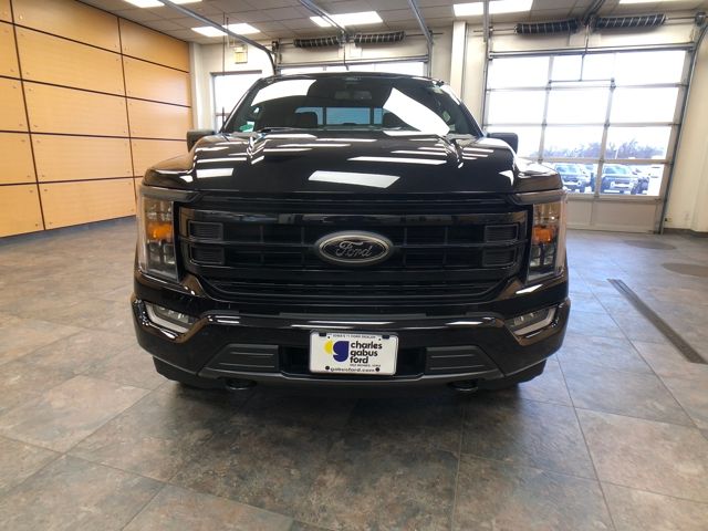 2022 Ford F-150 XLT photo 3