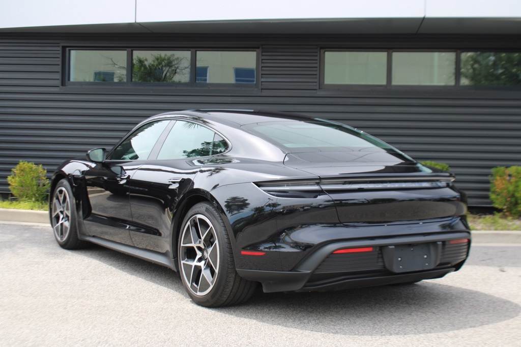 2025 Porsche Taycan Base photo 3