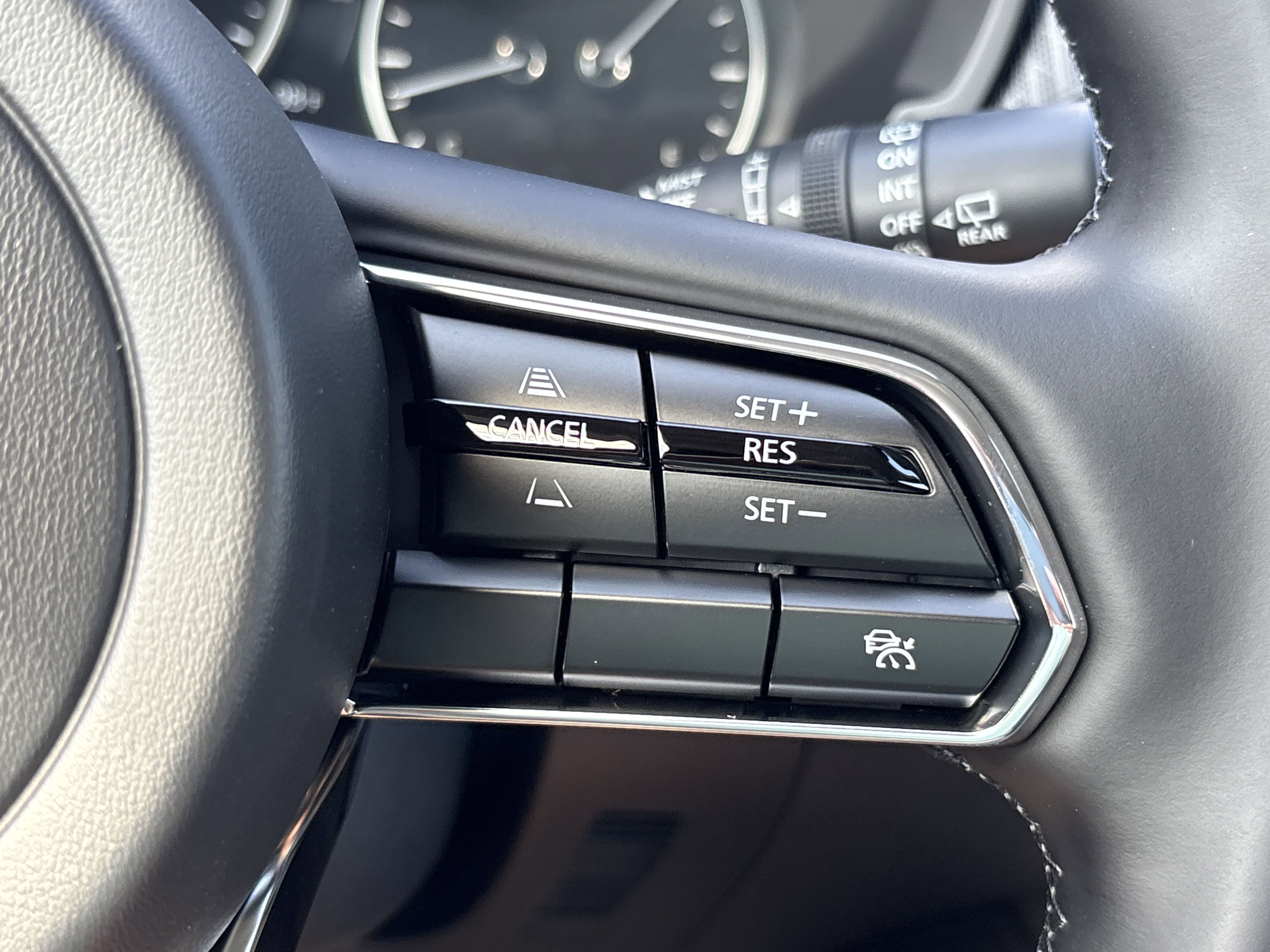 2025 Mazda CX-90 Select photo 12