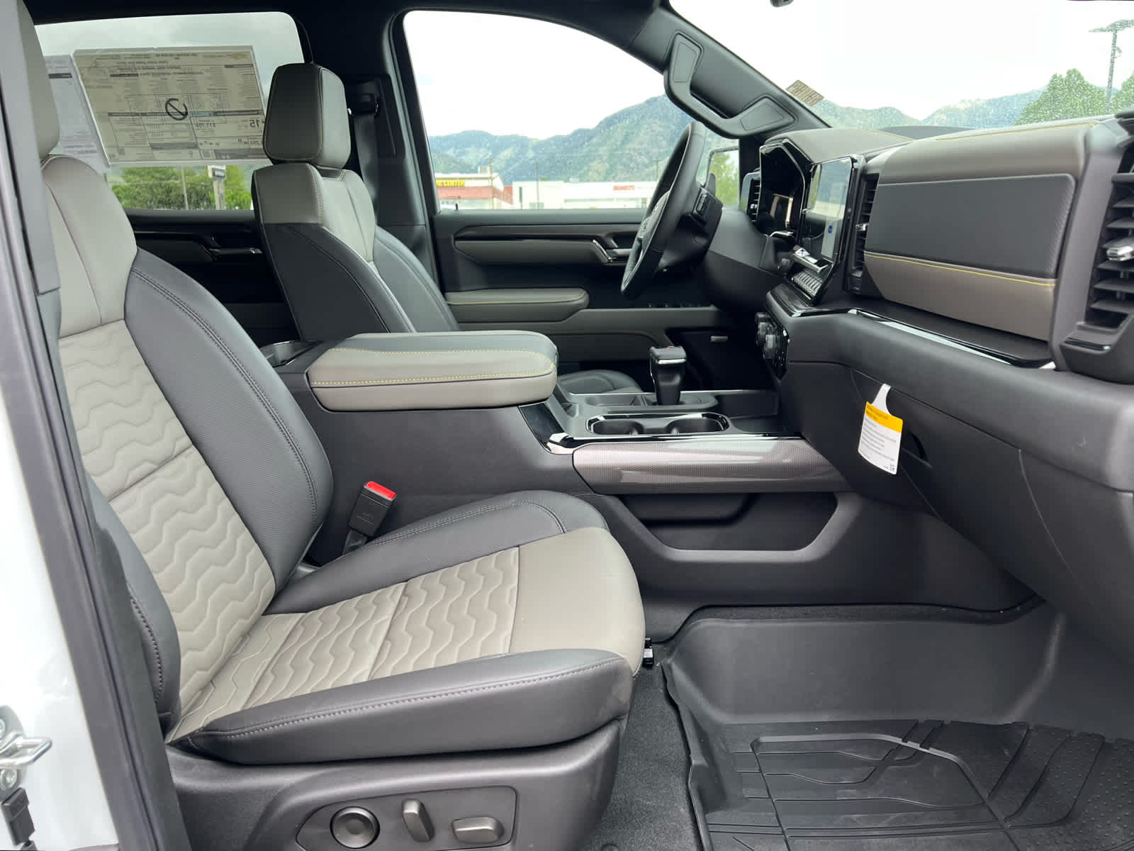 2025 Chevrolet Silverado 1500 ZR2 photo 28