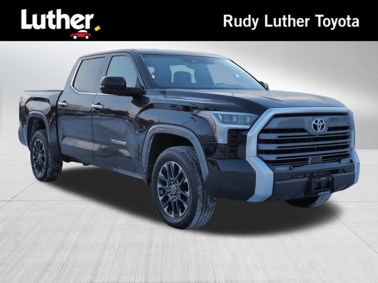 2023 Toyota Tundra Limited's photo