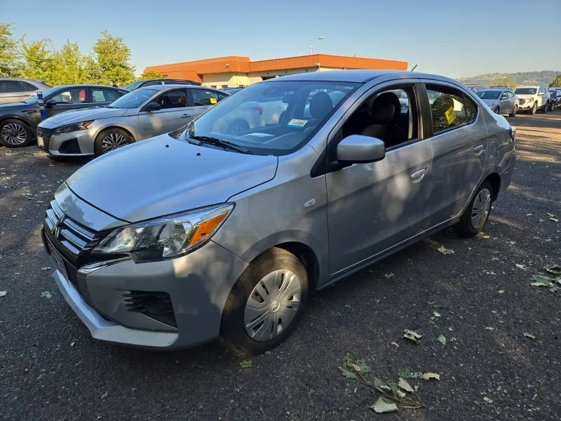 2024 Mitsubishi Mirage G4 ES photo 2