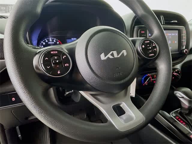 2022 Kia Soul LX photo 9