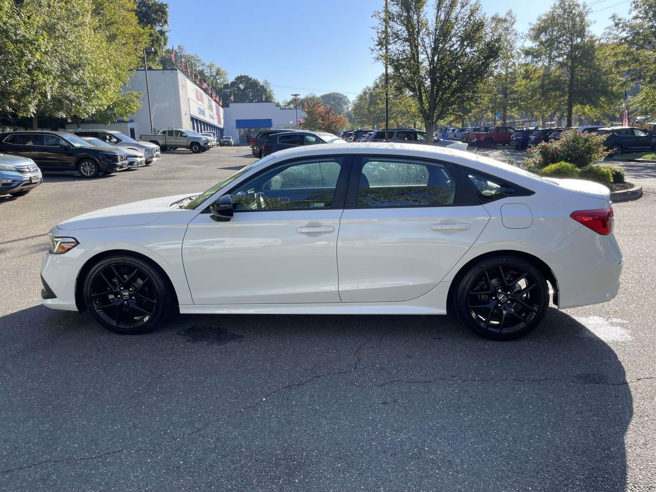 2022 Honda Civic Sport photo 3