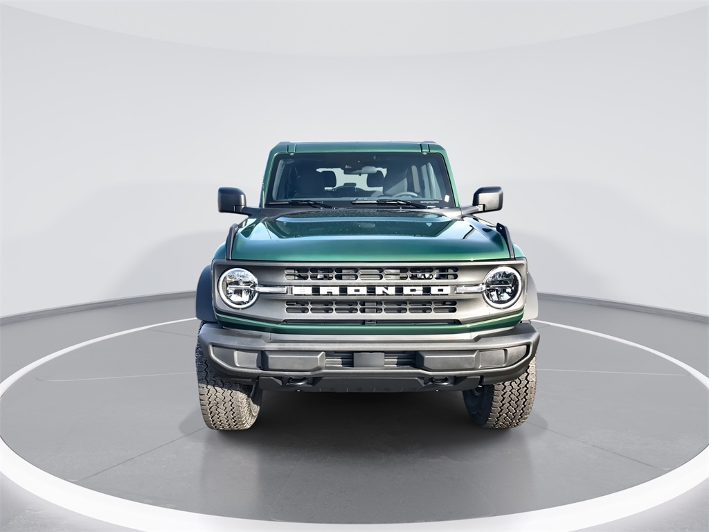 2025 Ford Bronco Base photo 3