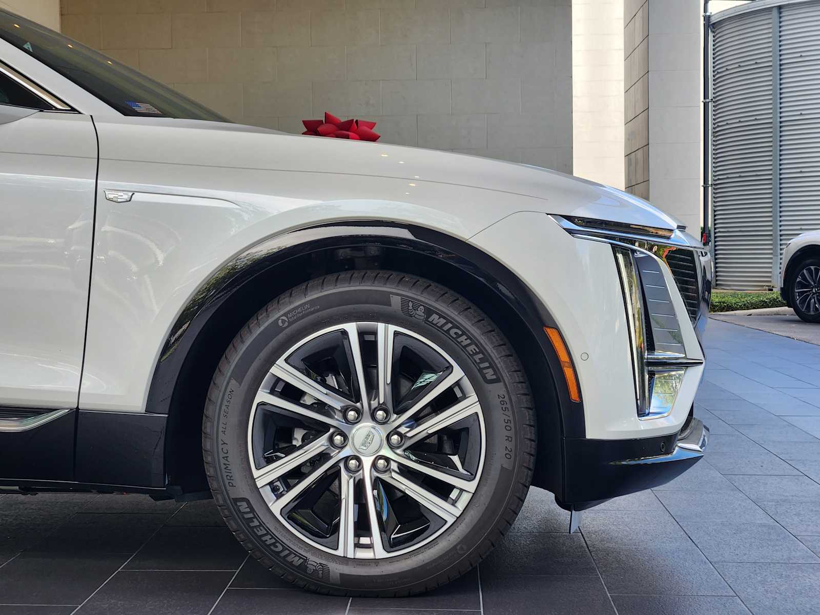 2025 Cadillac Lyriq Luxury photo 5