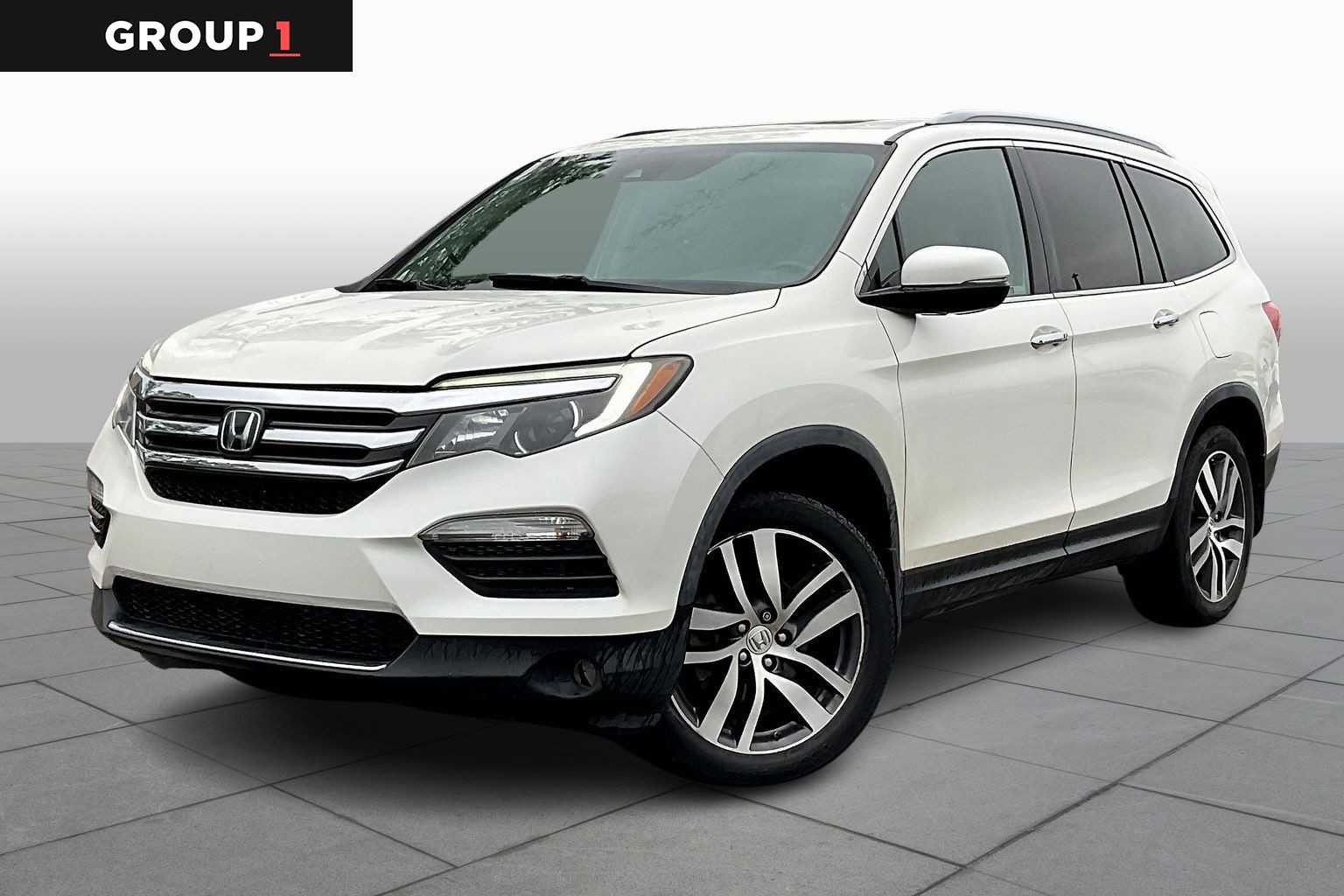 2018 Honda Pilot Touring's photo