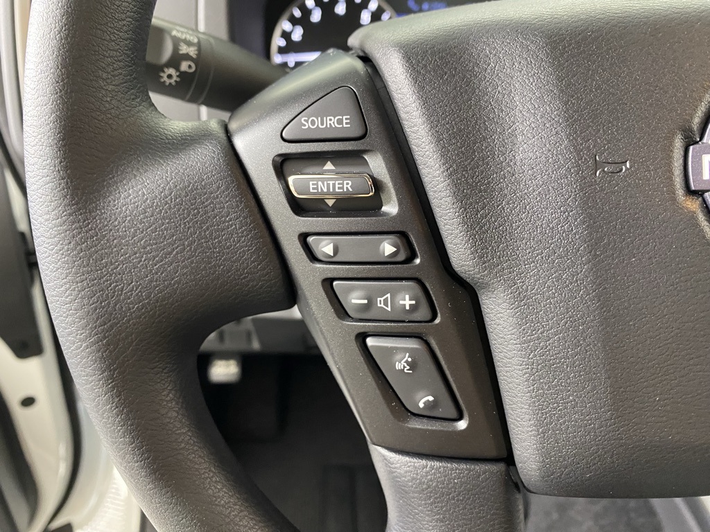 2025 Nissan Frontier SV photo 14