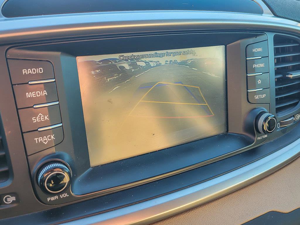 2020 KIA SORENTO - Image 19