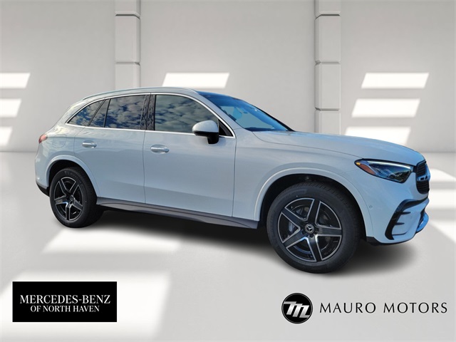 2026 Mercedes-Benz GLC Base's photo