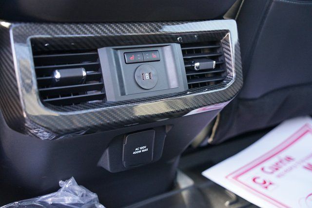 2025 FORD F-250 - Image 31