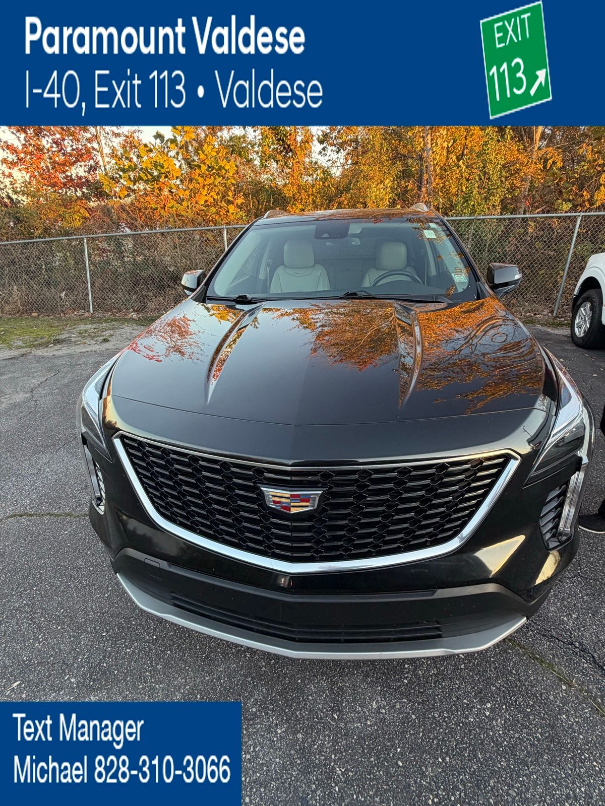 2023 Cadillac XT4 Premium Luxury photo 3
