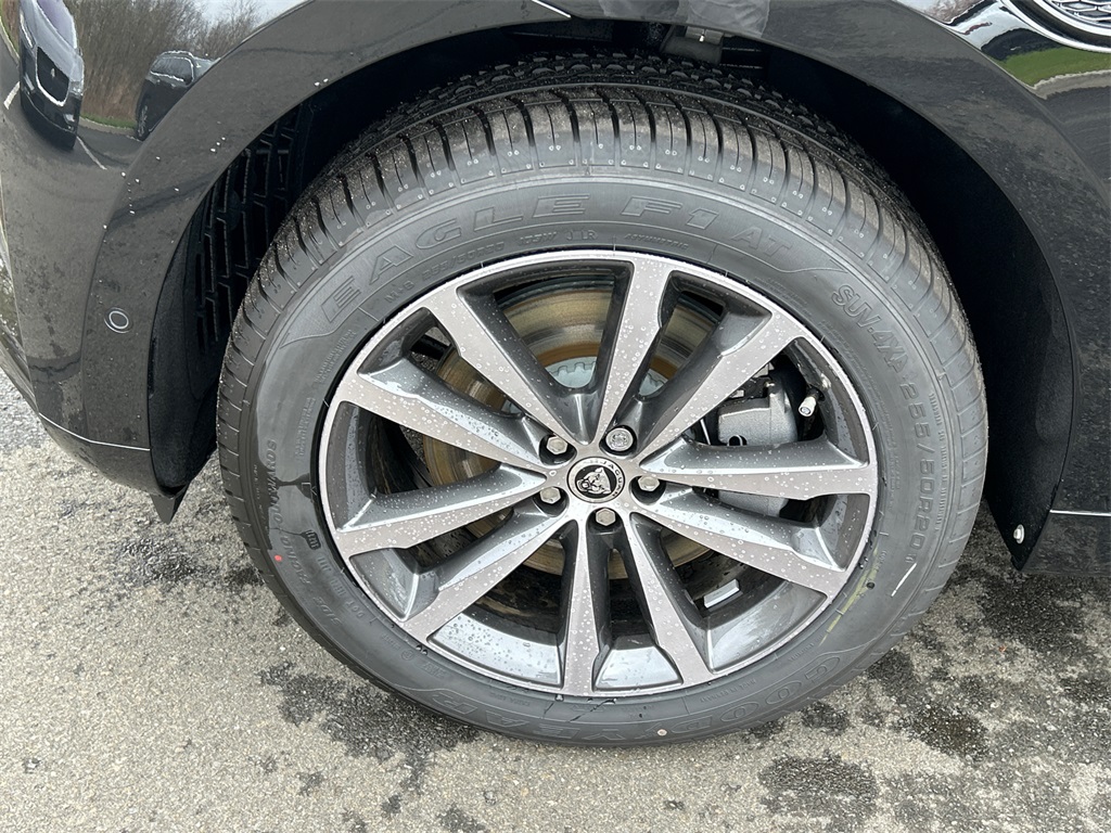 2026 Jaguar F-PACE P250 R-Dynamic S photo 8