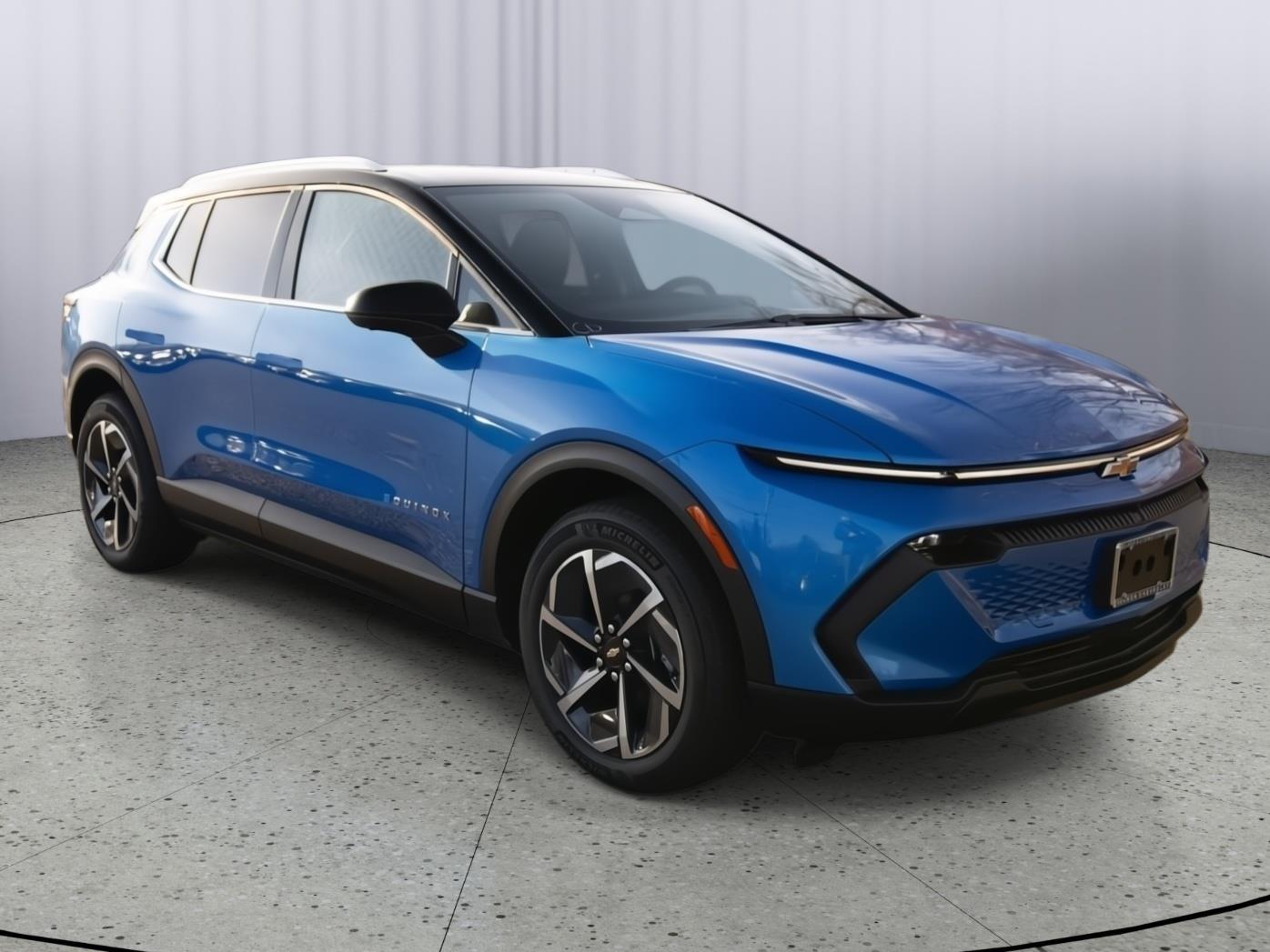 2026 Chevrolet Equinox EV 2LT's photo