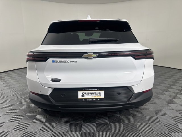 2026 Chevrolet Equinox EV 1LT photo 4
