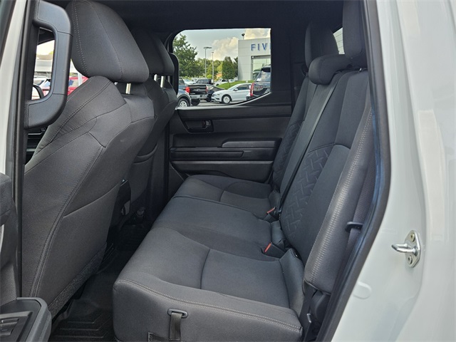 2024 Toyota Tacoma SR5 photo 12