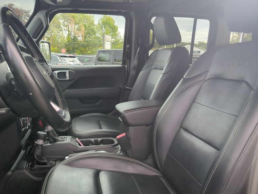 2021 Jeep Wrangler Unlimited Sahara 4xe photo 3