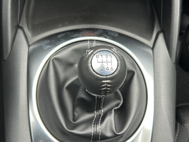 2025 Mazda MX-5 Miata Miata Sport photo 17