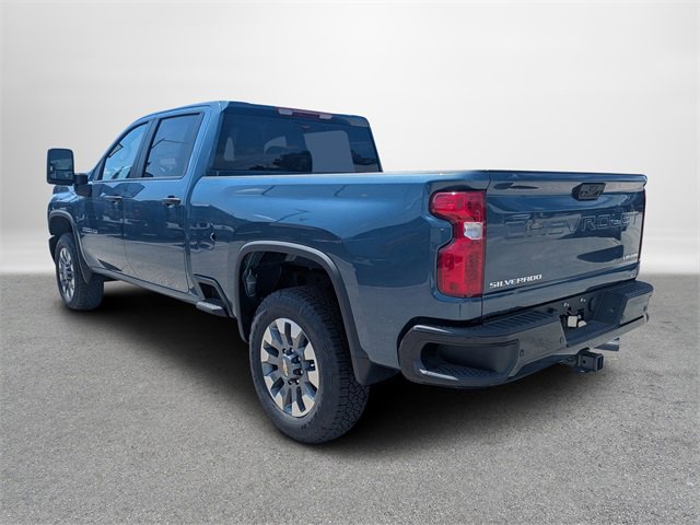 2025 Chevrolet Silverado 2500HD Custom photo 6