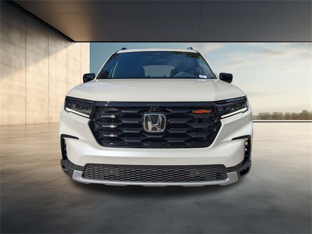 2025 Honda Pilot TrailSport photo 7
