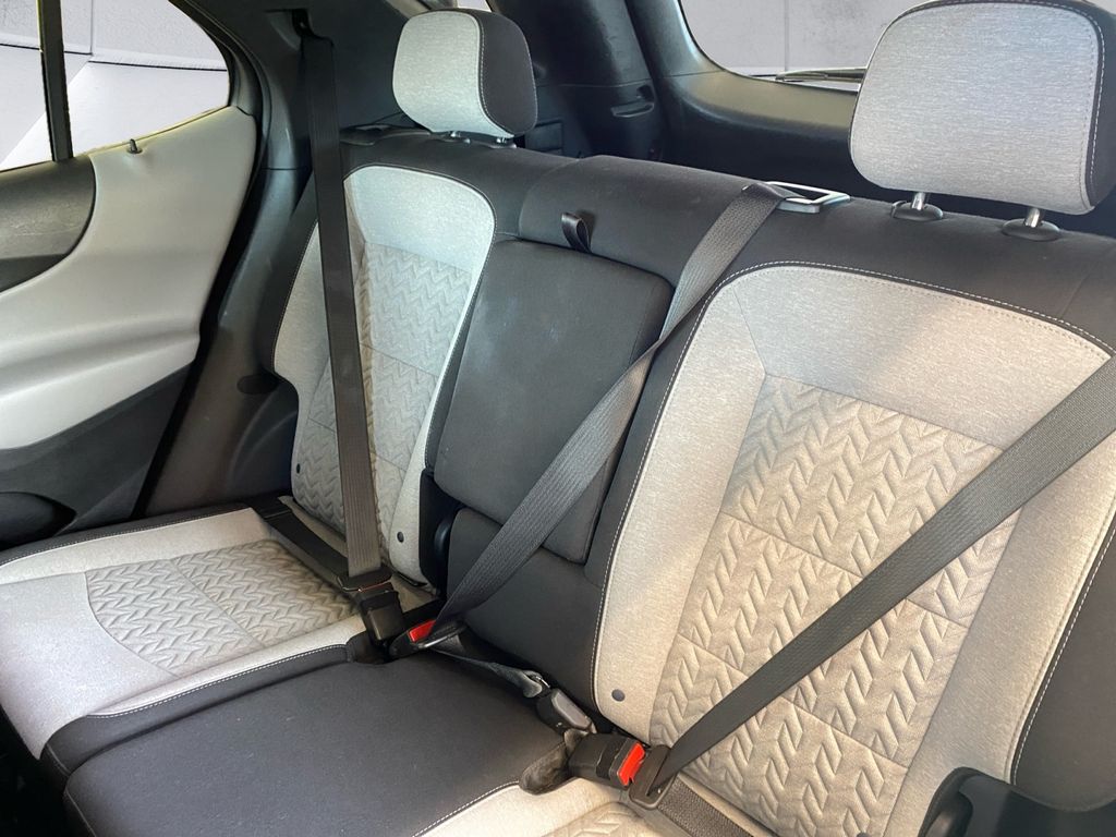 2024 Chevrolet Equinox LT photo 16