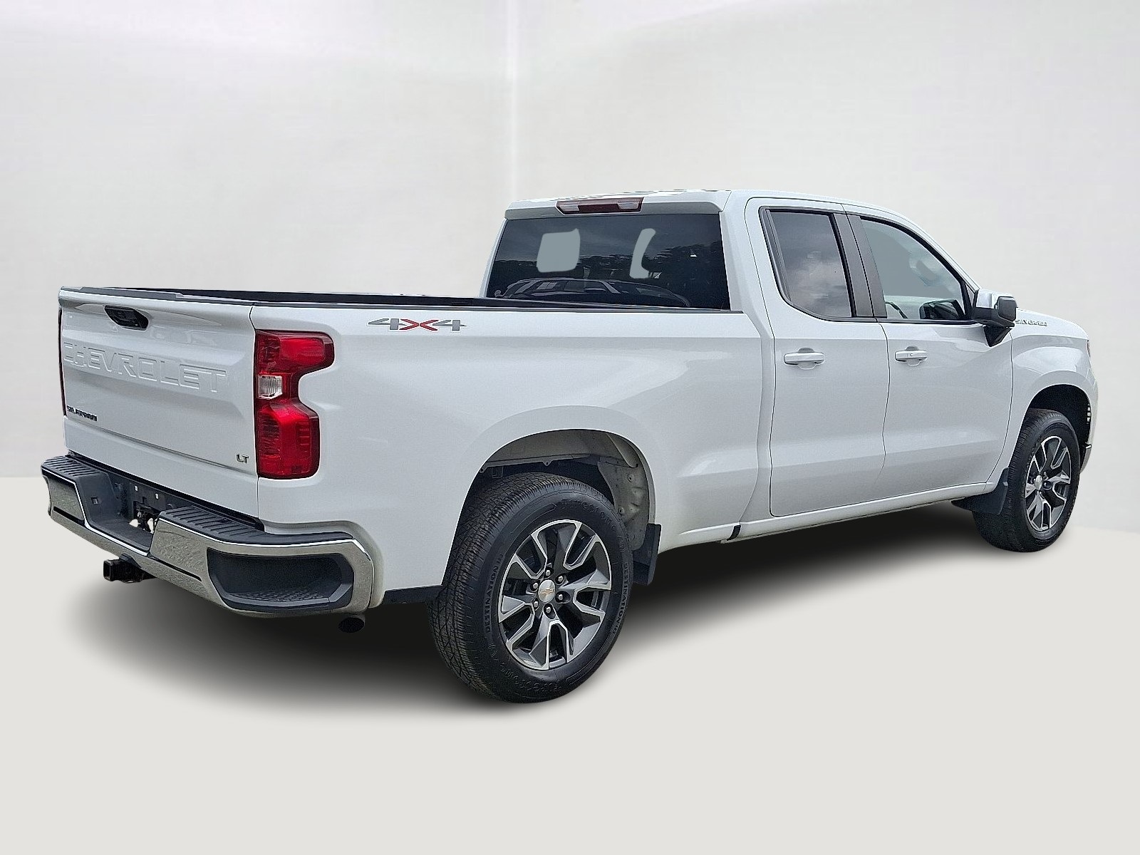 2022 Chevrolet Silverado 1500 LT photo 4
