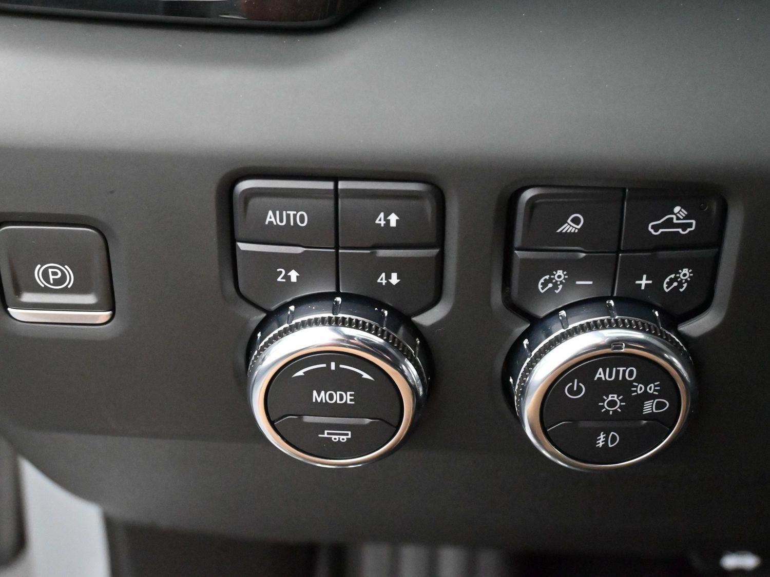 2024 Gmc Sierra 2500 HD AT4X photo 18