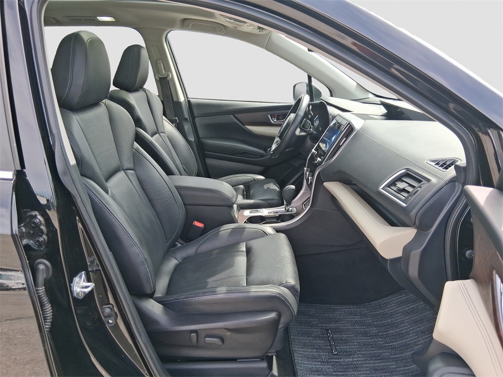 2022 Subaru Ascent Touring photo 18