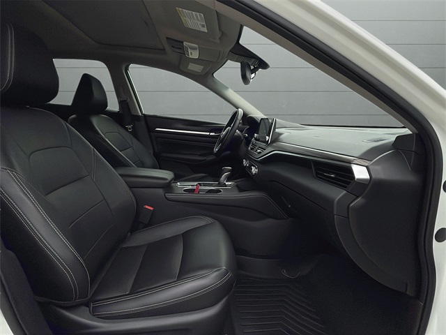 2019 Nissan Altima 2.5 Platinum photo 16