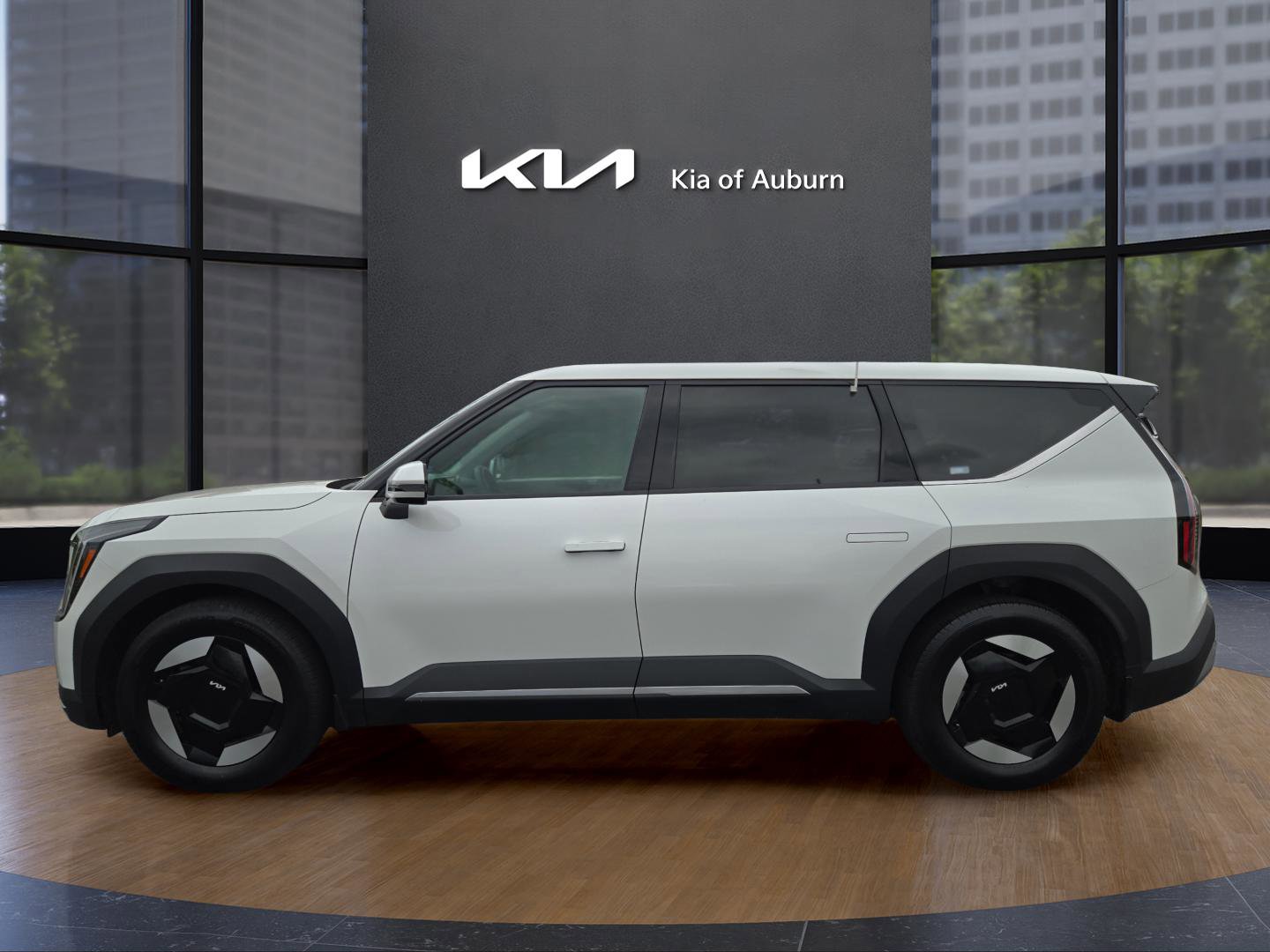 2024 Kia EV9 Light Long Range photo 2