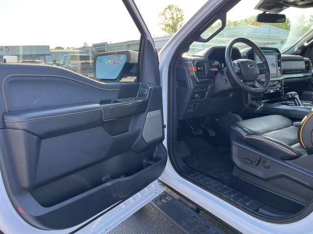 2023 Ford F-150 XL photo 4