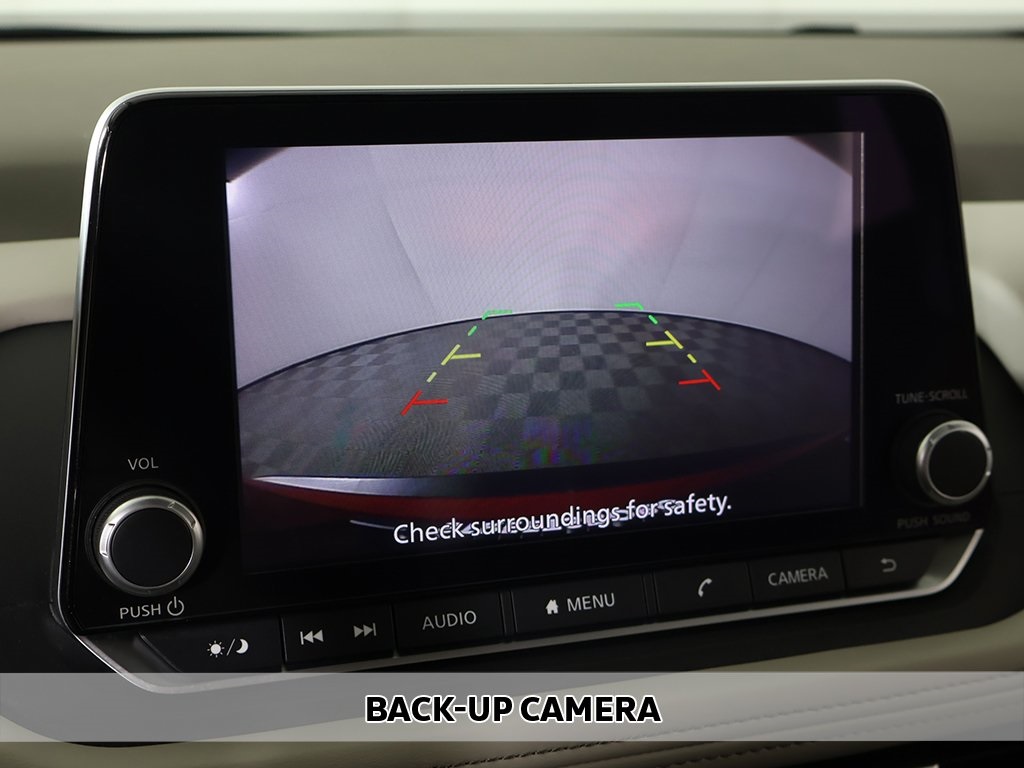 2023 Nissan Rogue SV photo 4