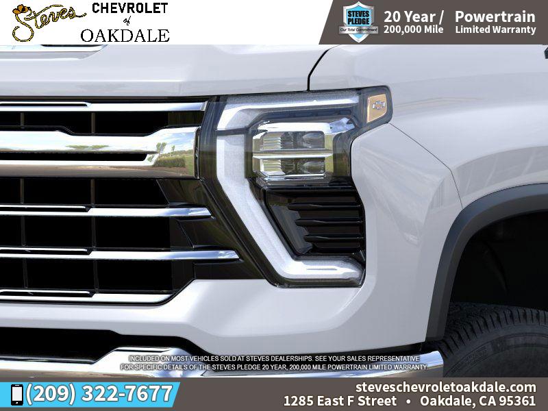 2026 Chevrolet Silverado 2500HD LTZ photo 10