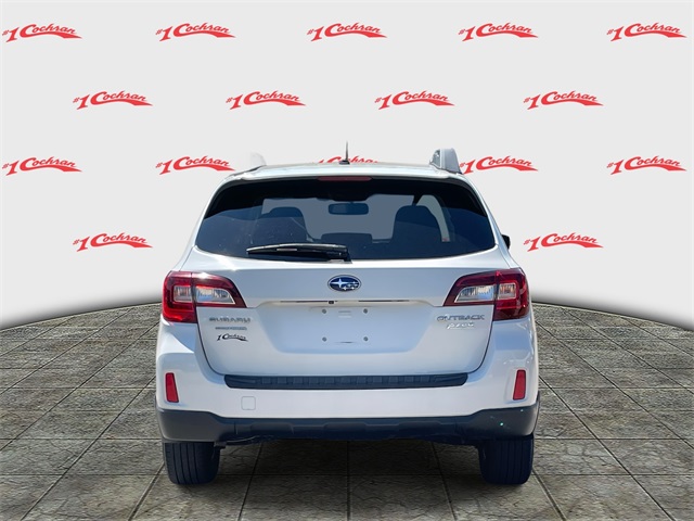 2015 Subaru Outback Premium photo 4