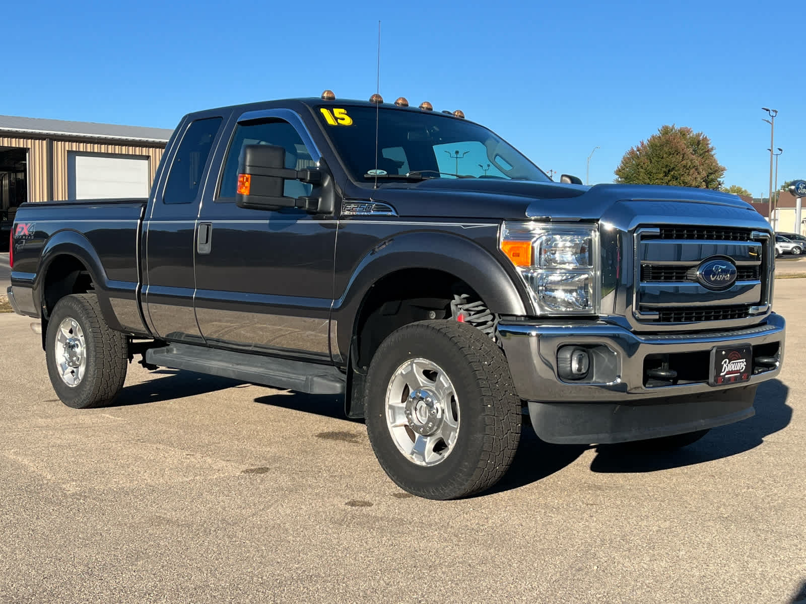 2015 Ford F-250 XLT photo 2