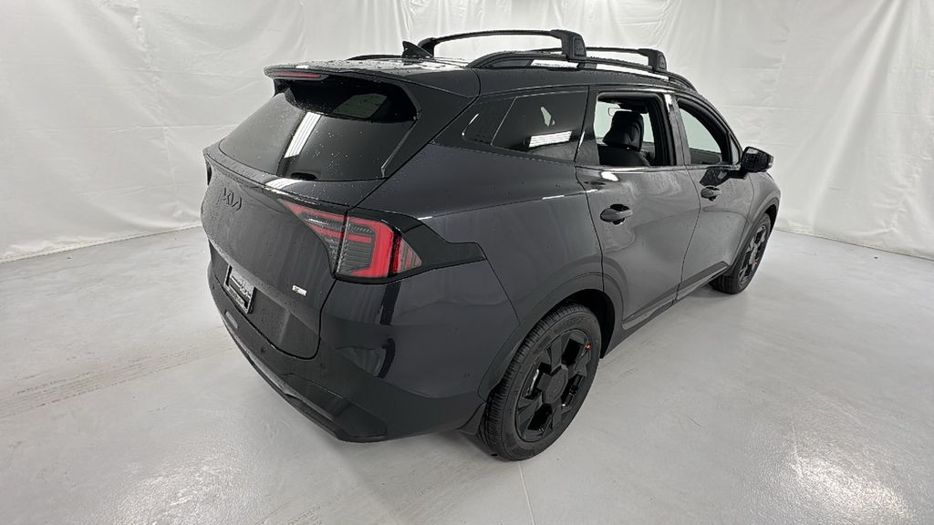 2026 Kia Sportage X-Line photo 3