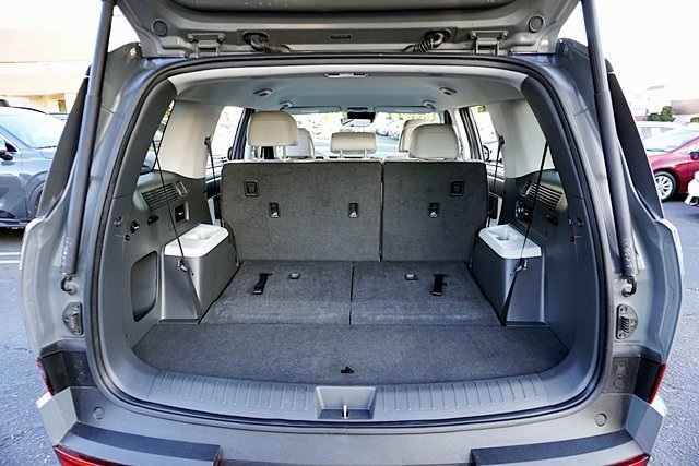 Used 2024 Gray Hyundai SEL image 12