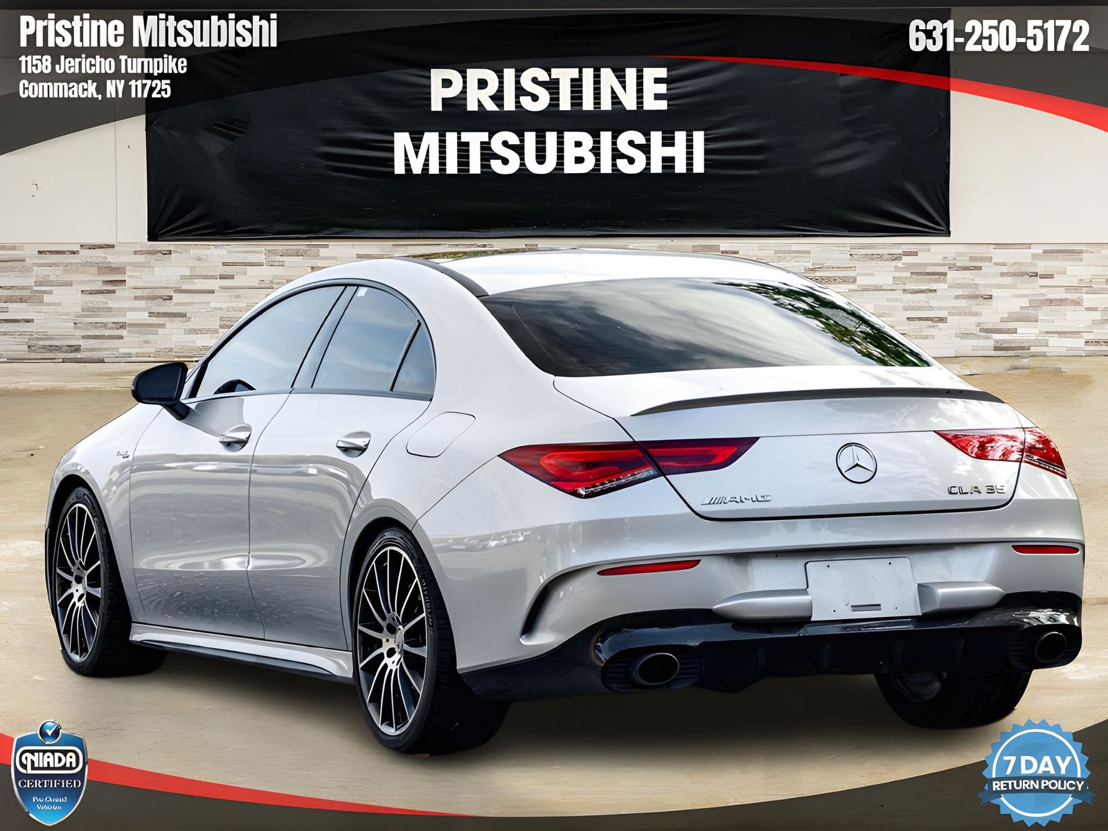 2023 Mercedes Benz CLA 35 AMG 4MATIC photo 3