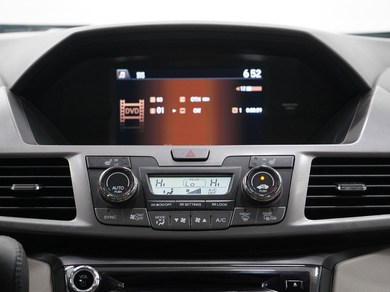 2017 Honda Odyssey Touring Elite photo 17