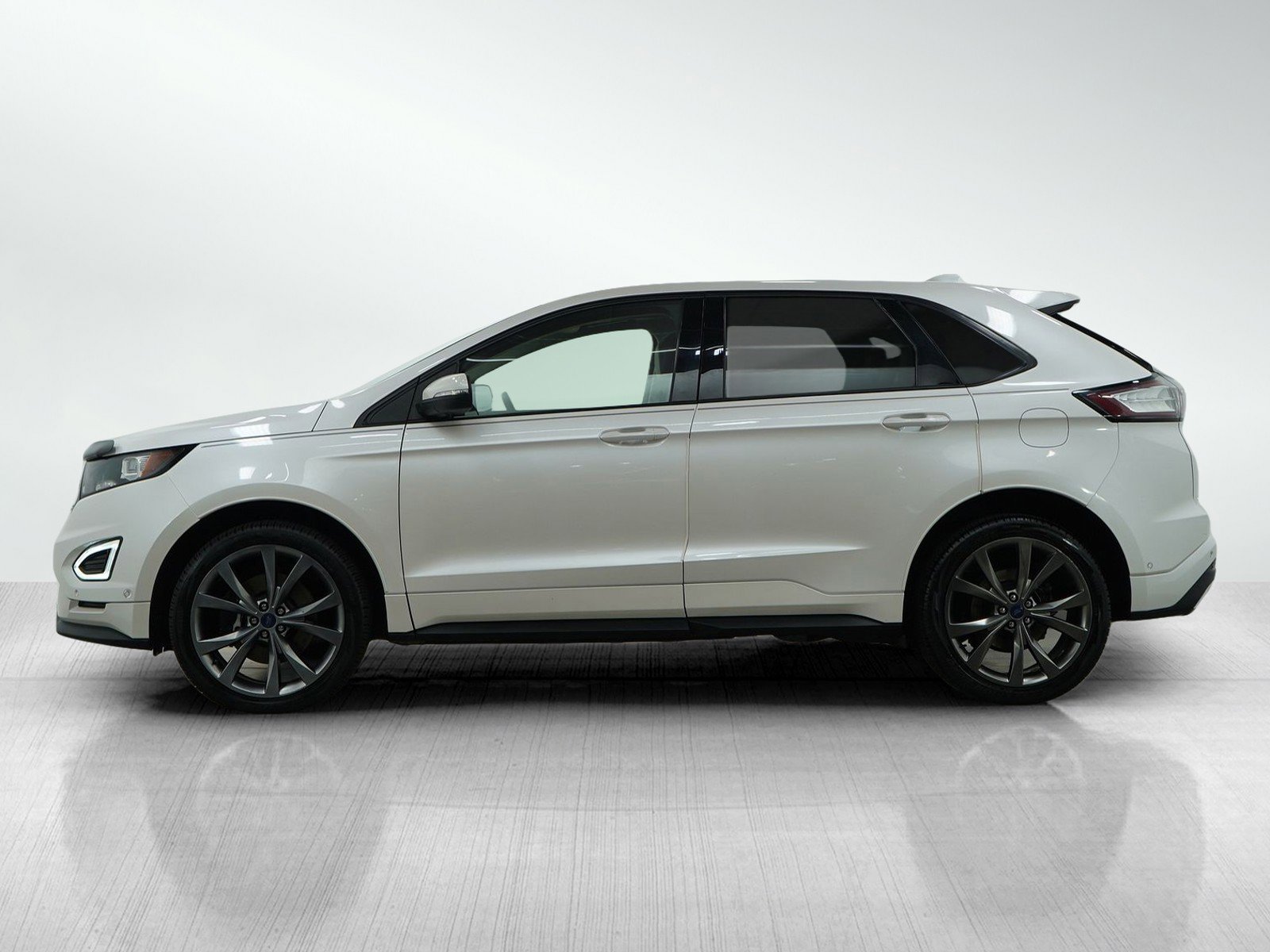Used 2016 Ford Edge Sport with VIN 2FMPK4APXGBC63774 for sale in Burnsville, Minnesota
