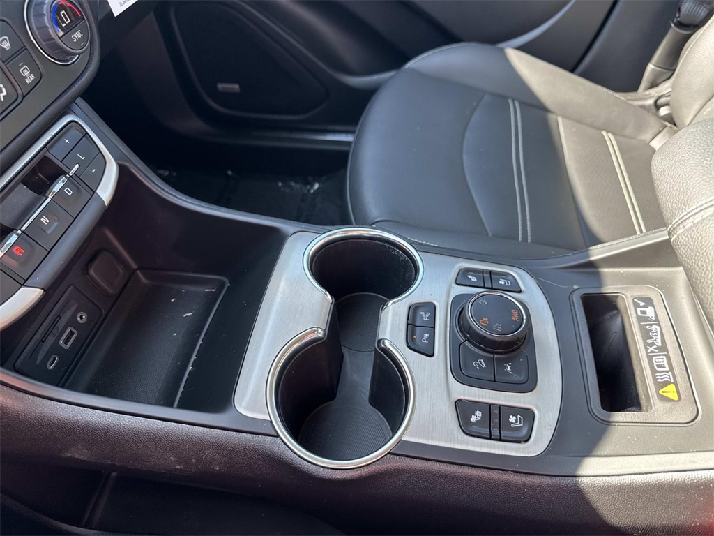 2024 Gmc Terrain Denali photo 22