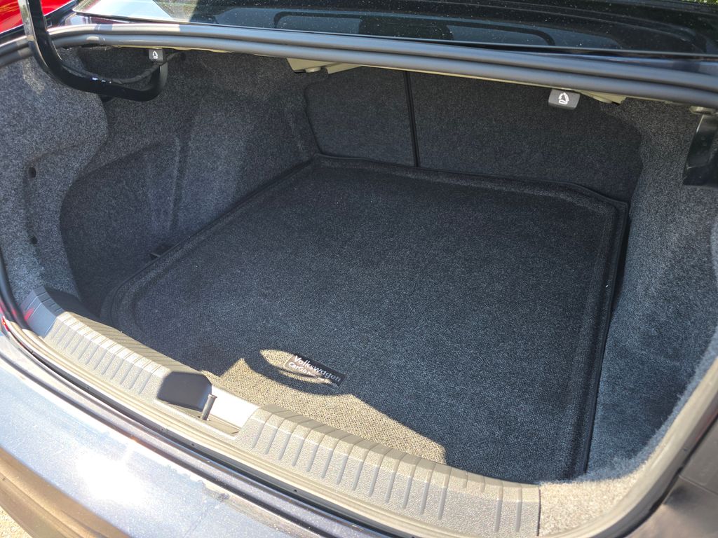 2024 Volkswagen Jetta 1.5T S photo 18