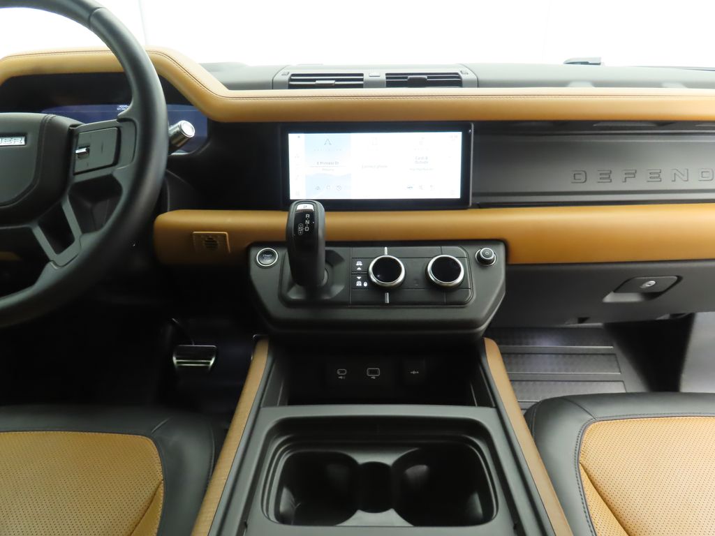 2021 Land Rover Defender 90 X photo 12