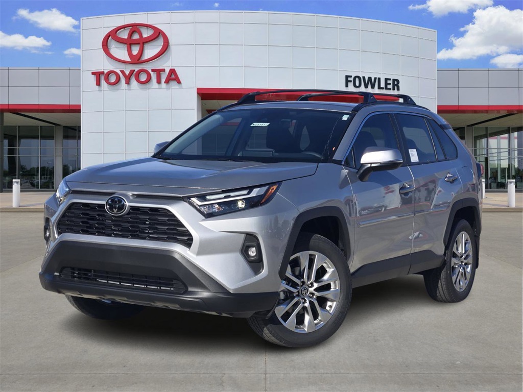 2025 Toyota RAV4 XLE Premium's photo
