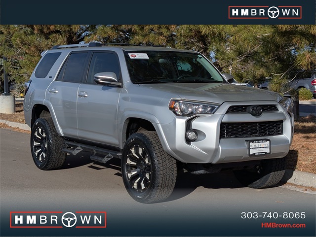 2019 Toyota 4Runner SR5 Premium's photo