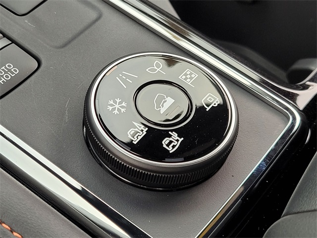 2025 Nissan Pathfinder Rock Creek photo 13