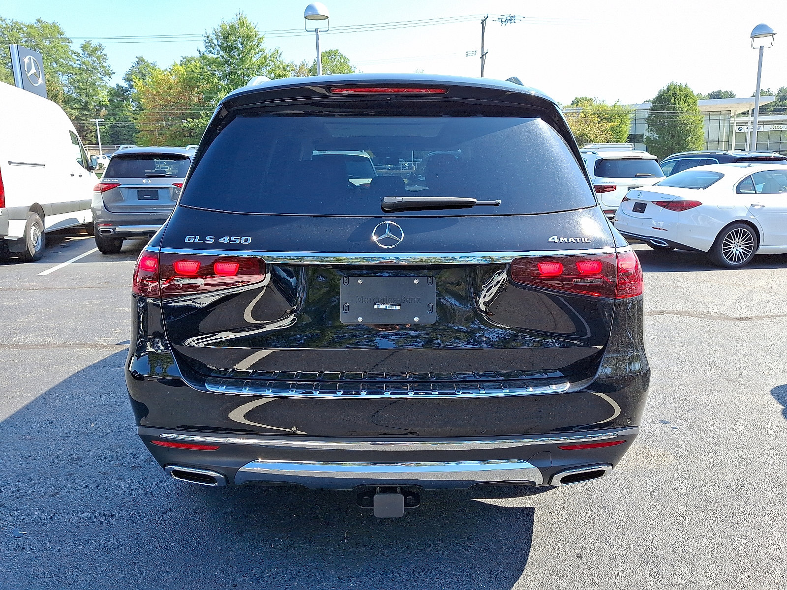 2026 Mercedes Benz GLS 450 4MATIC photo 5